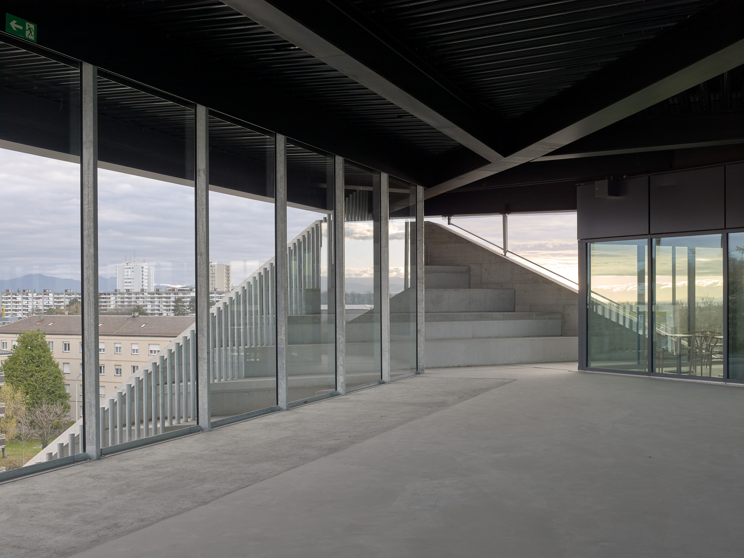 Stade de la Tuilière, Lausanne